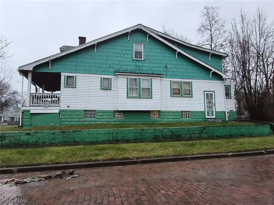 12000 Holborn Avenue, Cleveland, OH 44105 - #2