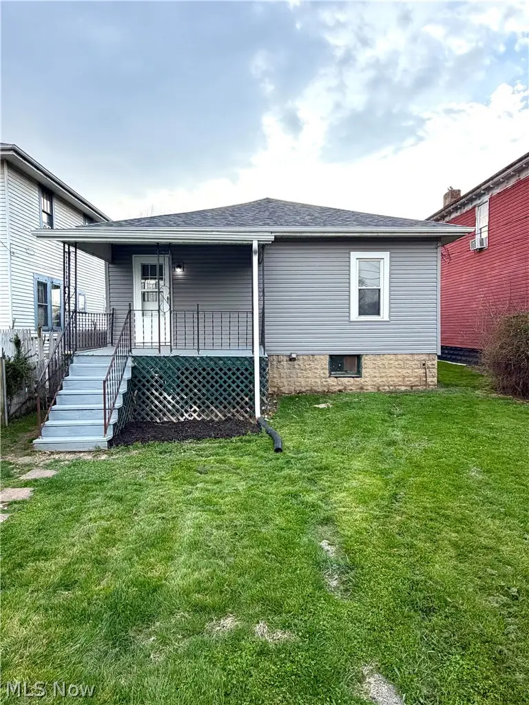 776 Larzelere Avenue, Zanesville, OH 43701 - #2