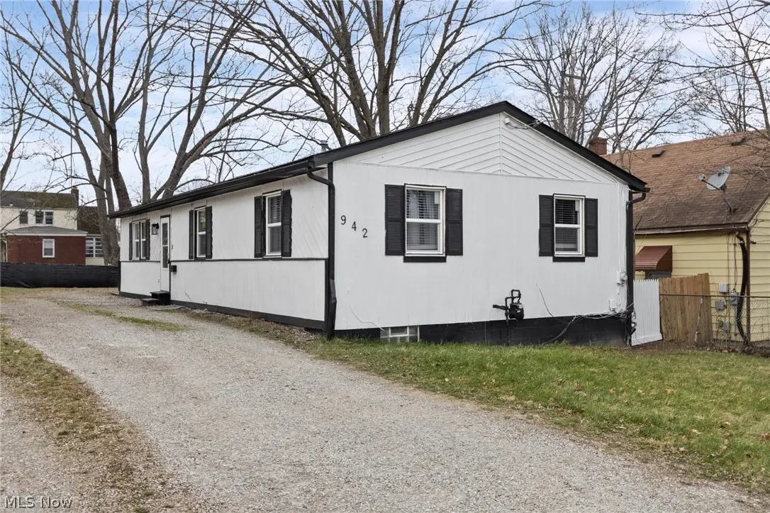 942 Winton Avenue, Akron, OH 44320 - #1