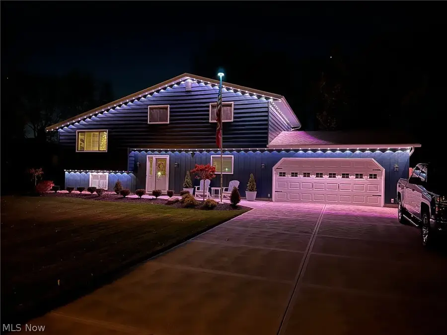 8407 Barton Drive, Strongsville, OH 44149 - #3