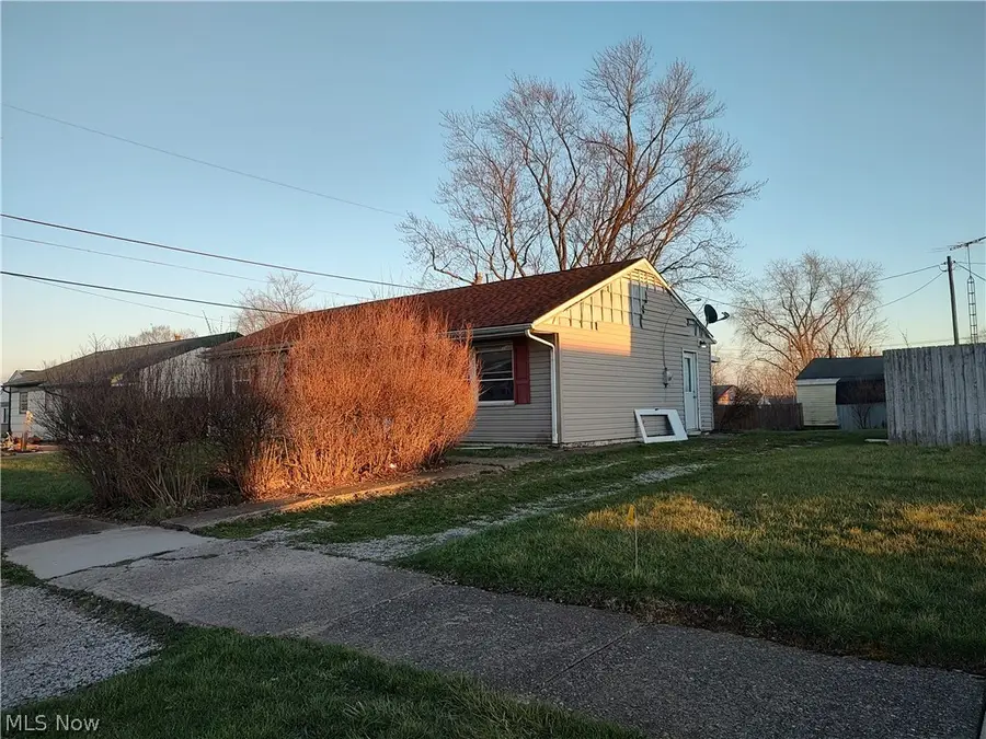 2656 22nd Ne Street, Canton, OH 44705 - #3