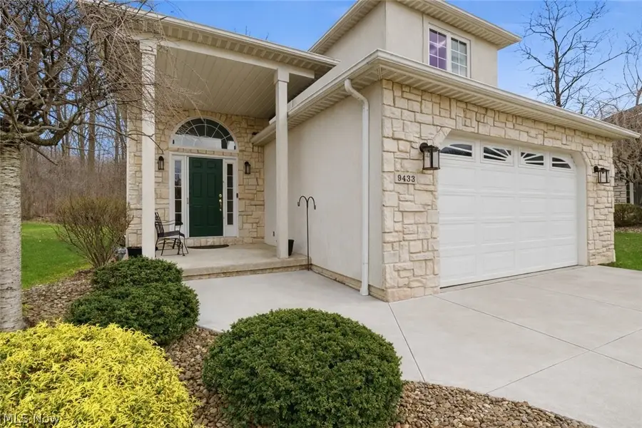 9433 Scottsdale Drive, Broadview Heights, OH 44147 - #3