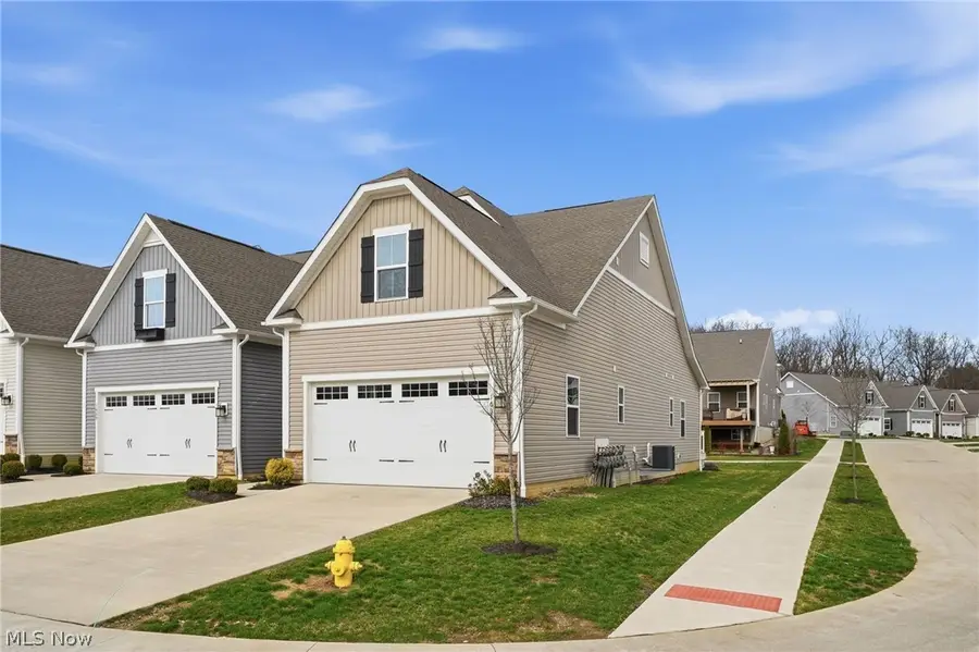 1637 Mud Brook Lane, Akron, OH 44313 - #2