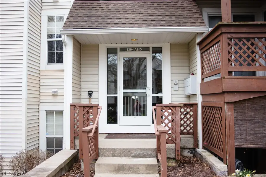 1304 Cedarwood Drive #A2, Westlake, OH 44145 - #2