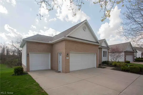 647 N Ridgecliff Street, Tallmadge, OH 44278