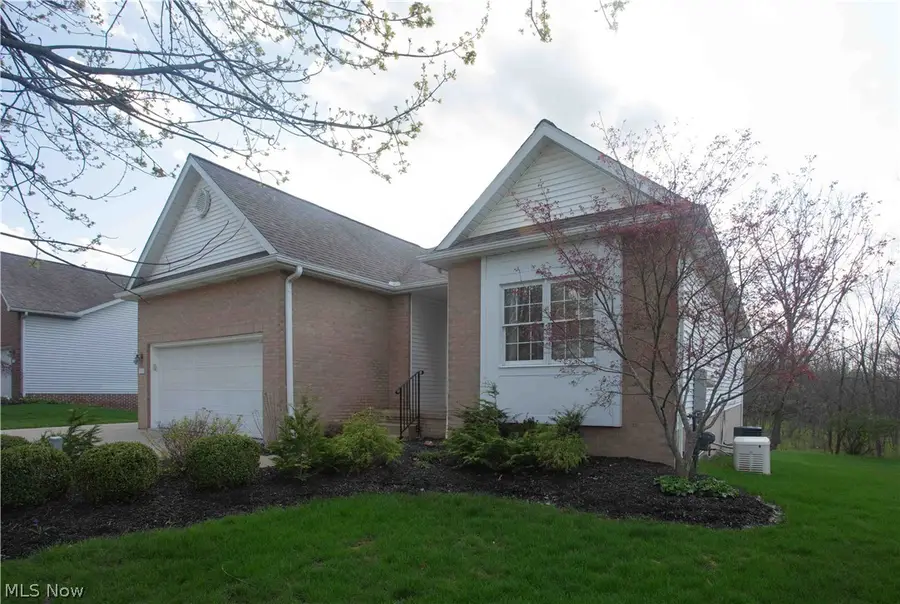 647 N Ridgecliff Street, Tallmadge, OH 44278 - #3