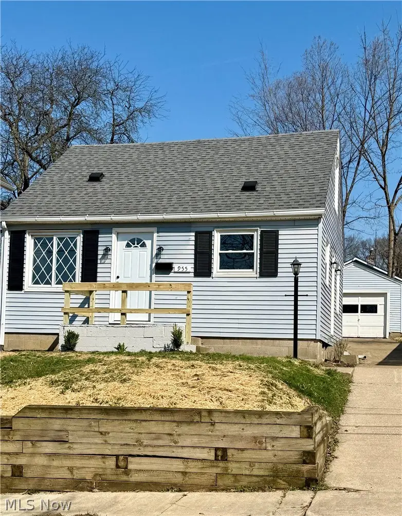 955 Iona Avenue, Akron, OH 44314 - #1