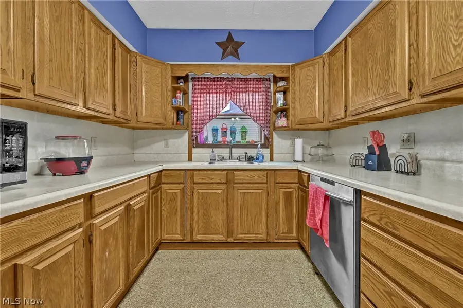 112 Adams Street, Wellington, OH 44090 - #3