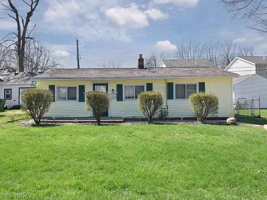 33850 Beachpark Drive, Eastlake, OH 44095 - #2