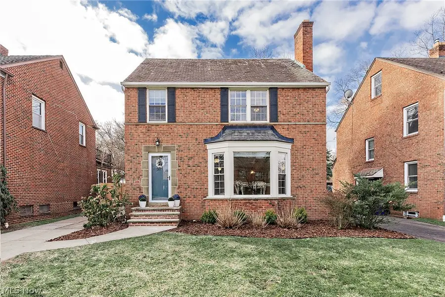 3874 Grenville Road, University Heights, OH 44118 - #2