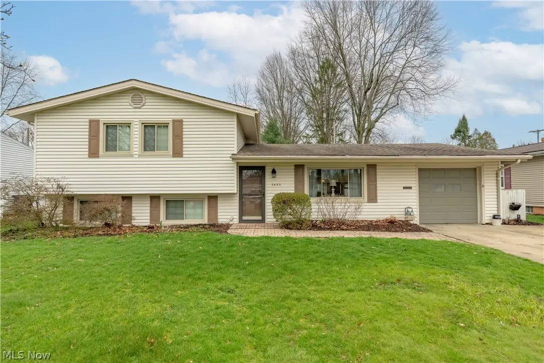 2435 Eastern Avenue, Alliance, OH 44601 - #1