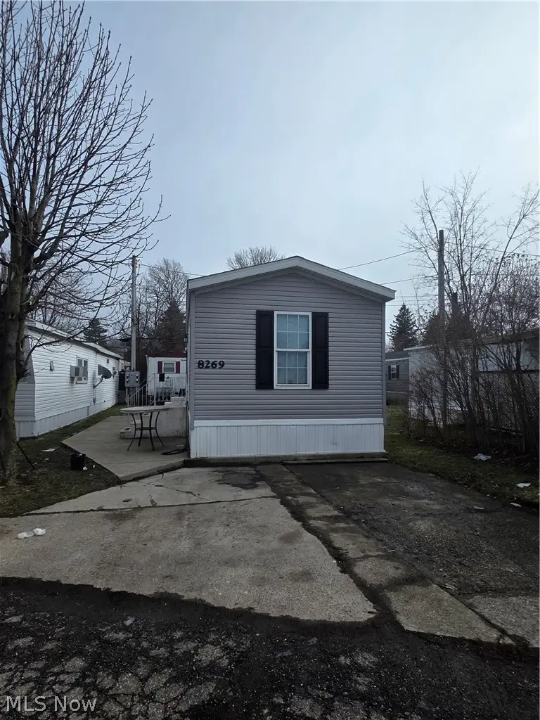 8269 Russell Lane, Cleveland, OH 44109 - #3