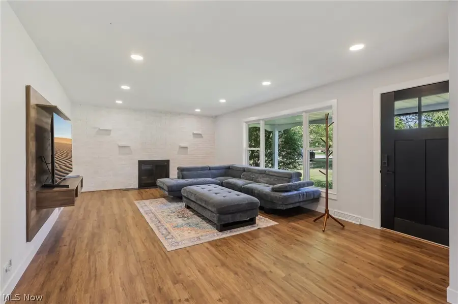 30320 Miles Road, Solon, OH 44139 - #3