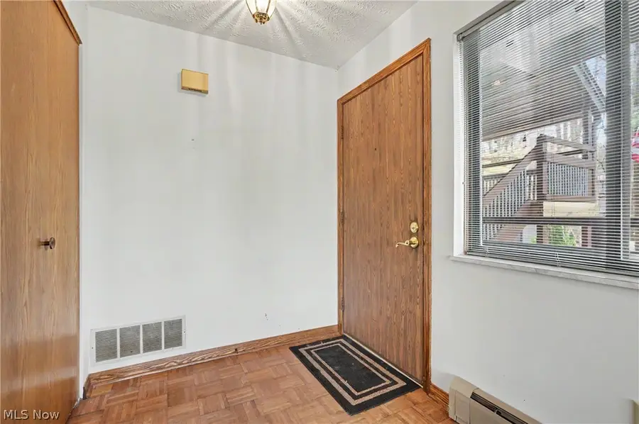 2197 Pinebrook Trail, Cuyahoga Falls, OH 44223 - #3