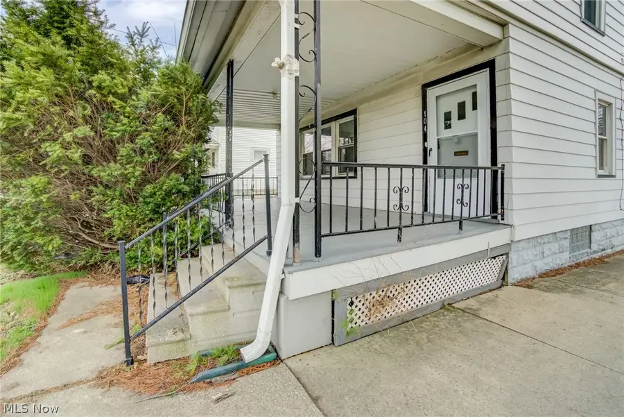 104 Columbus Street, Bedford, OH 44146 - #2