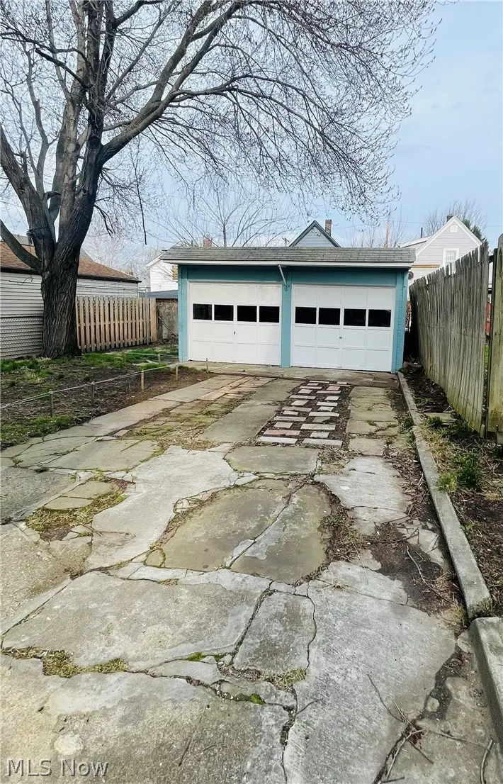 3560 W 65th Street, Cleveland, OH 44102 - #3