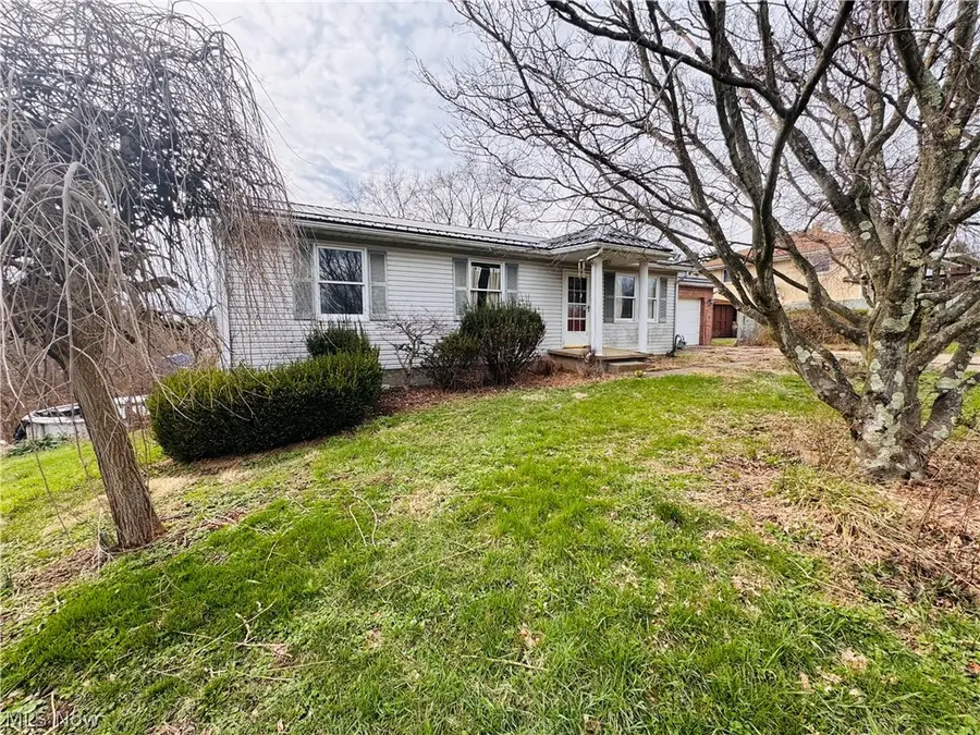 335 Sealock Avenue, Steubenville, OH 43952 - #3