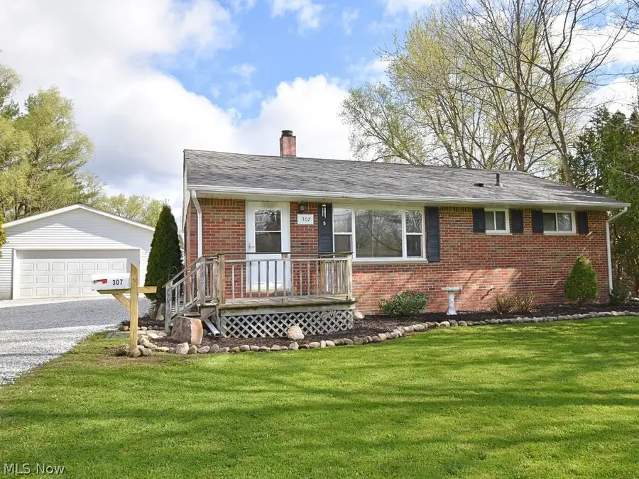 307 Hilltop Drive, Chardon, OH 44024 - #2