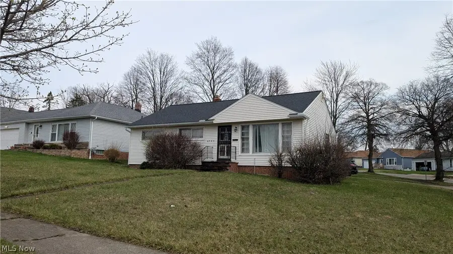 4545 Merrygold Boulevard, Warrensville Heights, OH 44128 - #2