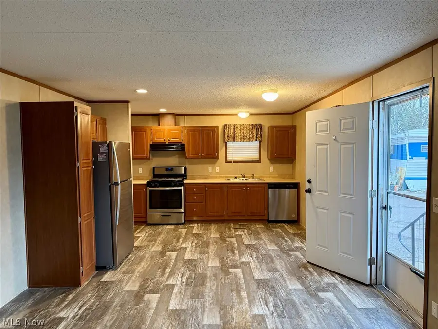 2606 Lincoln W Way #61, Massillon, OH 44647 - #3