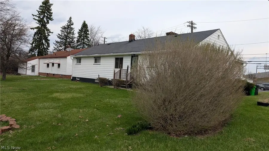 4914 Green Road, Warrensville Heights, OH 44128 - #3