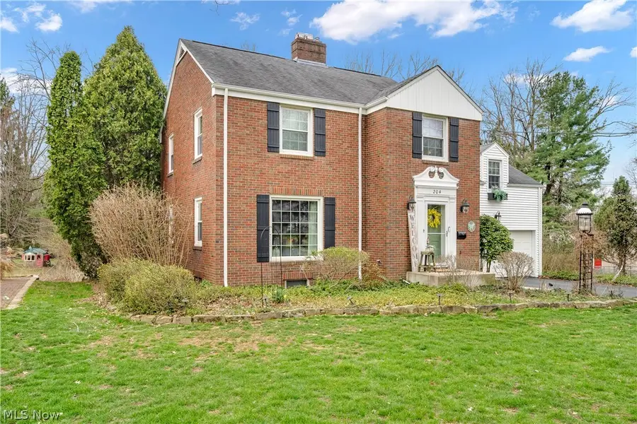 204 Edna Street, Poland, OH 44514 - #3