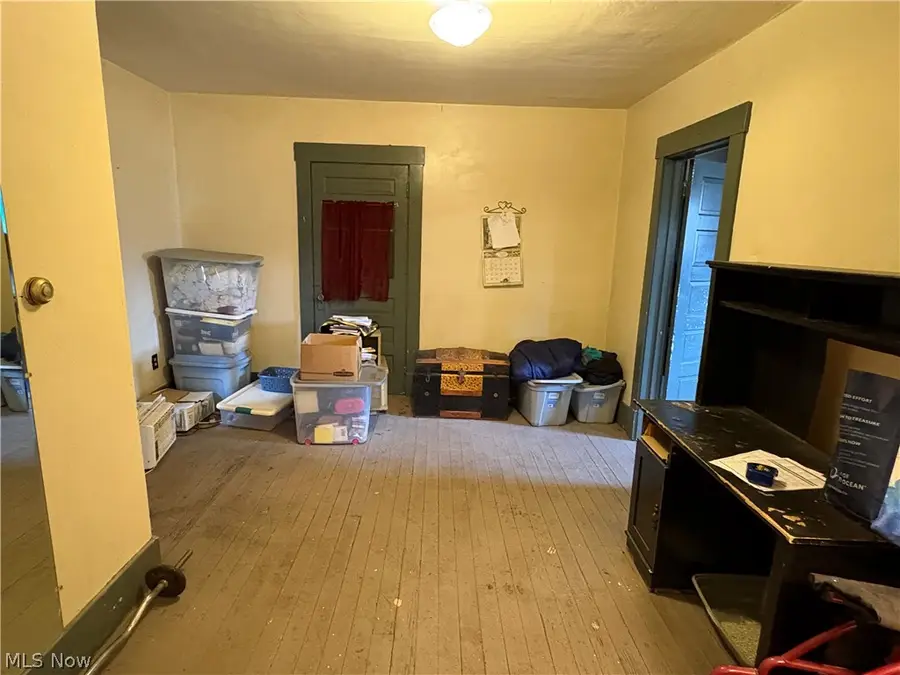 759 Gaylord Avenue, Masury, OH 44438 - #3