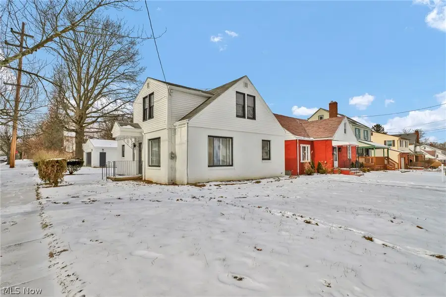 926 Winton Avenue, Akron, OH 44320 - #2