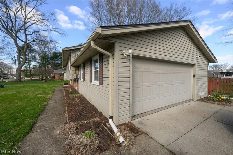 10770 Dot Ne Avenue, Alliance, OH 44601 - #3