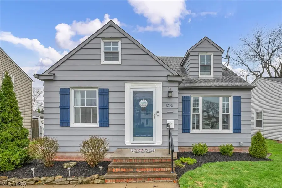 1236 Worton Boulevard, Mayfield Heights, OH 44124 - #2