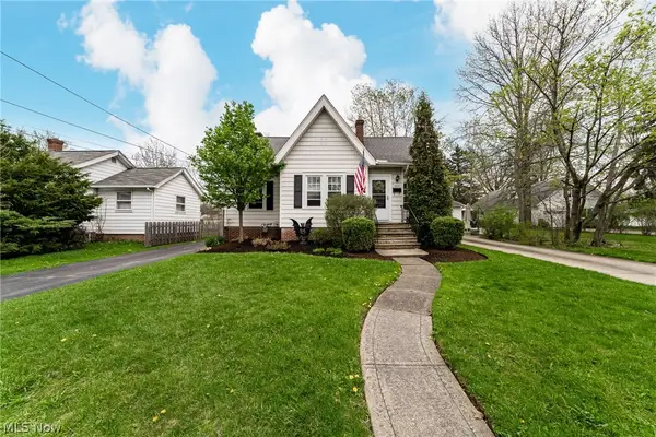 1207 Irene Road, Lyndhurst, OH 44124