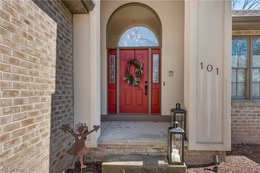 101 Pin Oak Place, Campbell, OH 44405 - #2