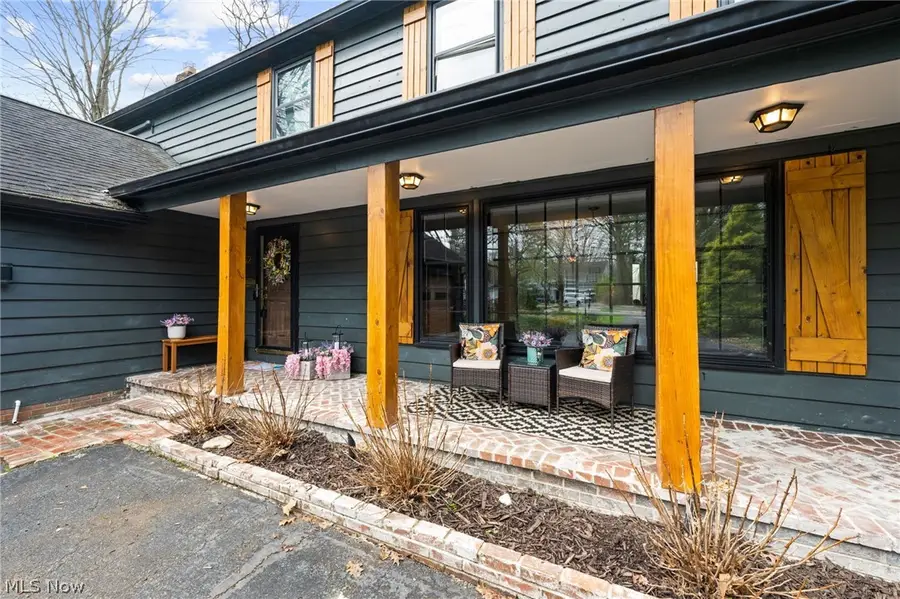 52 Carriage Stone Drive, Chagrin Falls, OH 44022 - #2