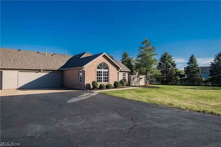 2851 Patriots Path #3-D, Alliance, OH 44601 - #3