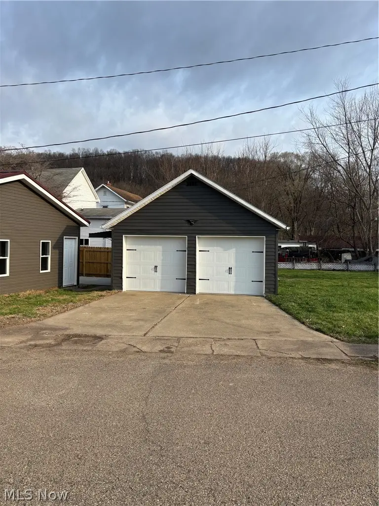 241 Mckinley Avenue, Newcomerstown, OH 43832 - #3