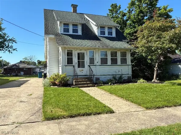 319 Foesythe Avenue, Girard, OH 44420