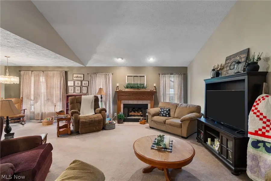 2187 Old Elm Ne Street, Canton, OH 44721 - #3