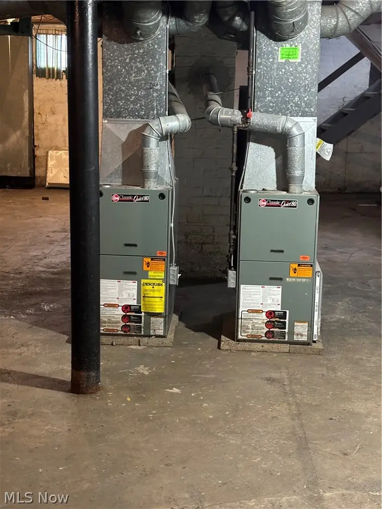 4005 E 144th Street, Cleveland, OH 44128 - #3