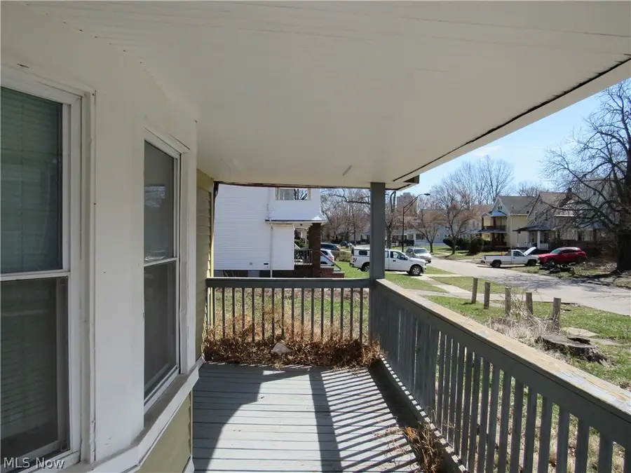 14705 Alder Avenue, East Cleveland, OH 44112 - #3