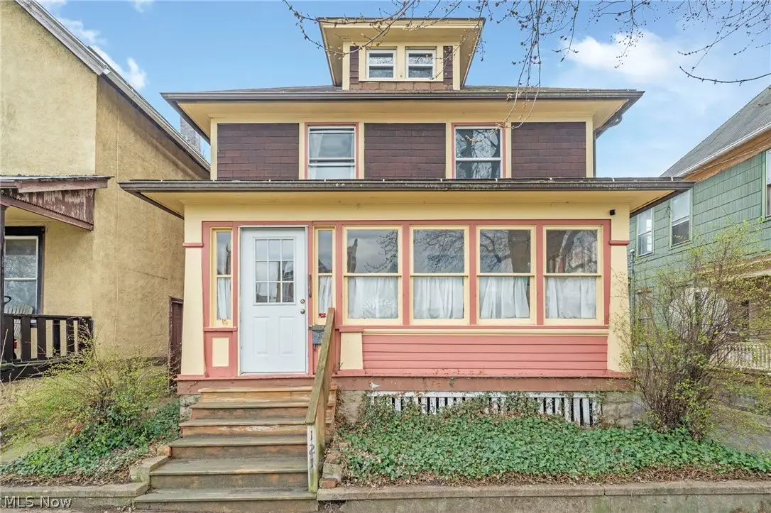 121 Chestnut Ne Avenue, Massillon, OH 44646 - #1