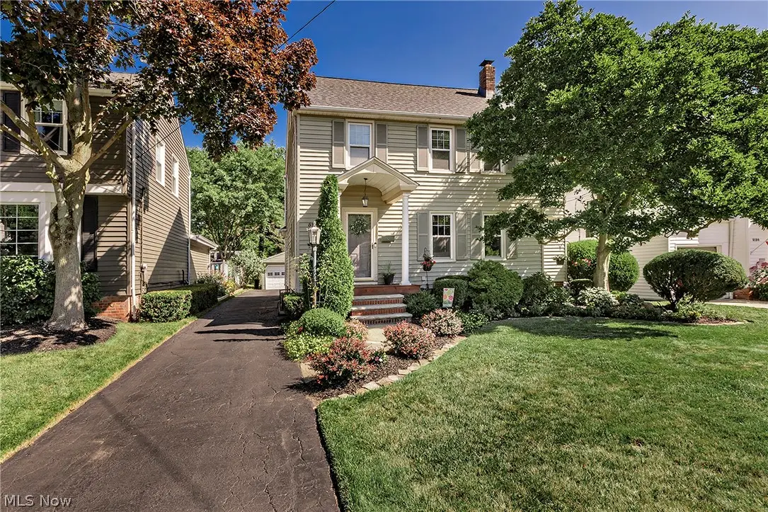 5195 Spencer Road, Lyndhurst, OH 44124 - #1