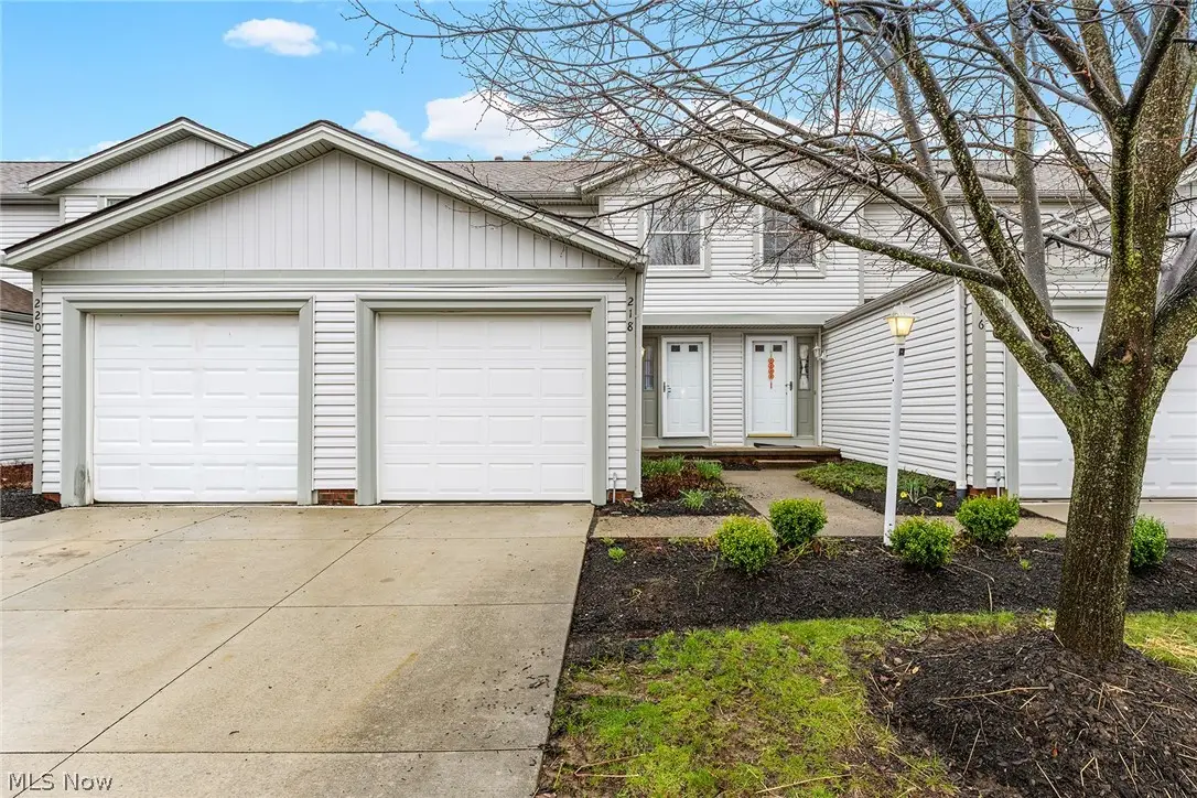 218 Regina Drive, Bedford, OH 44146 - #1