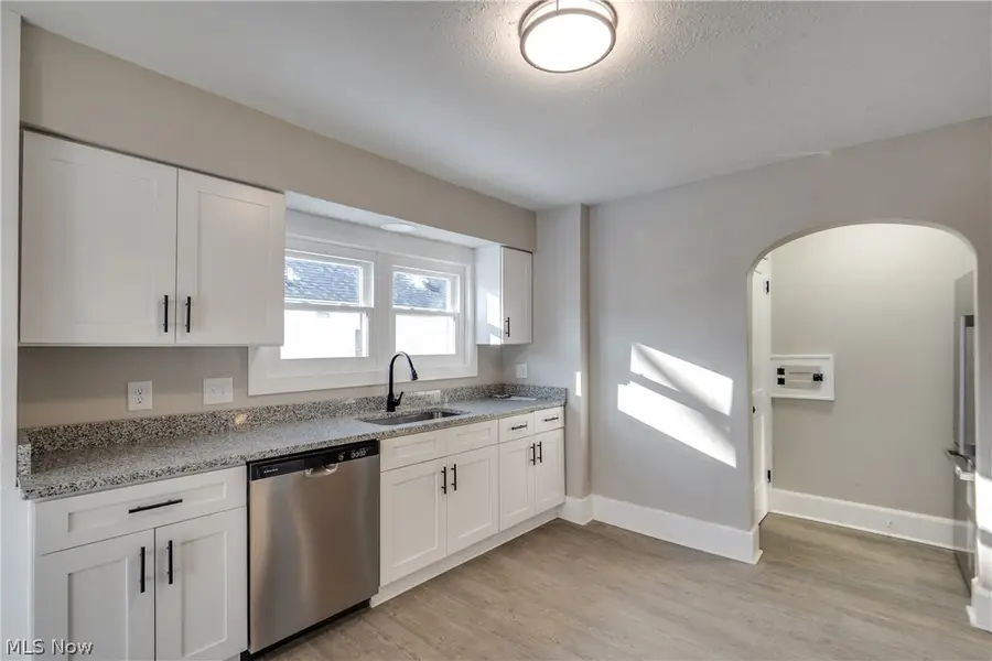 1835 Thornapple Avenue, Akron, OH 44301 - #2