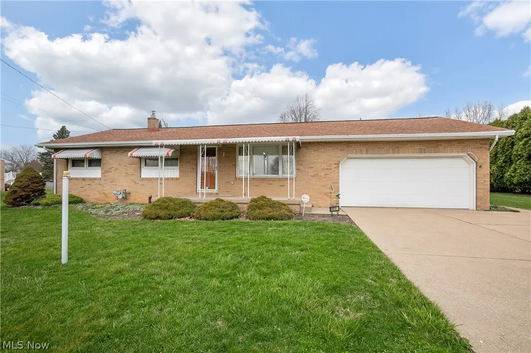 6231 Howland Street, Louisville, OH 44641 - #1