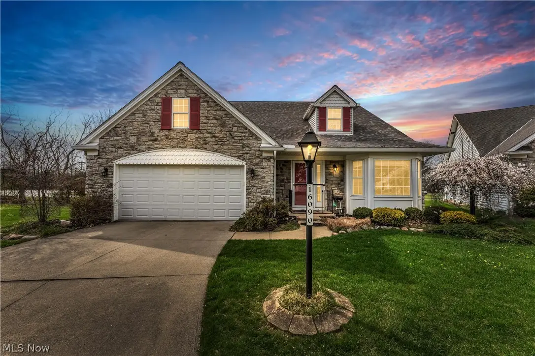 16090 Yarmouth Oval, Middleburg Heights, OH 44130 - #1