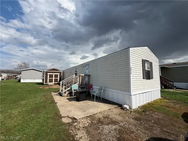 2316 Deerfield Drive, Deerfield, OH 44411