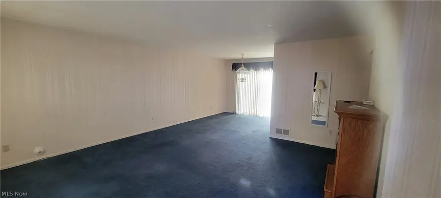 115 Bayberry Lane, Bedford, OH 44146 - #2