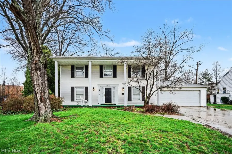 1011 Chatham Place, Rocky River, OH 44116 - #2