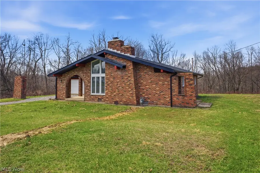 1348 Parshall Road, Wellsville, OH 43968 - #3