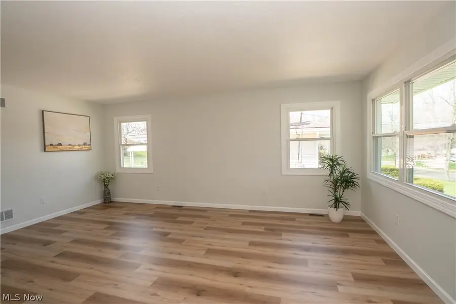 270 High Grove Boulevard, Akron, OH 44312 - #3